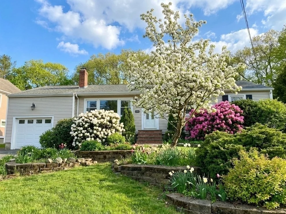 Unit for sale at 829 Gay Street, Westwood, MA 02090