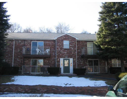 Unit for sale at 18 Kingswood Dr, Abington, MA 02351