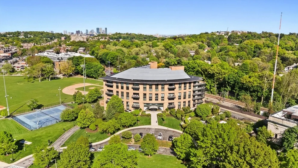 Unit for sale at 2400 Beacon St, Boston, MA 02467