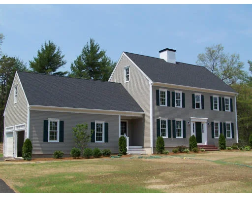 Unit for sale at 22 Clearing Farm Road, Kingston, MA 02364