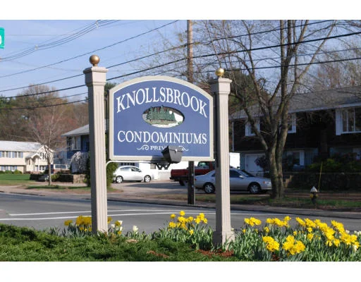 Unit for sale at 33 Christopher Dr, Stoughton, MA 02072