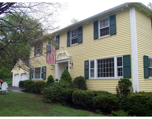 Unit for sale at 1 Saint Augustine Ct, Winchester, MA 01890
