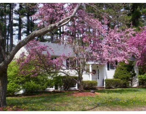 Unit for sale at 3 Pine Ridge Road, Topsfield, MA 01983