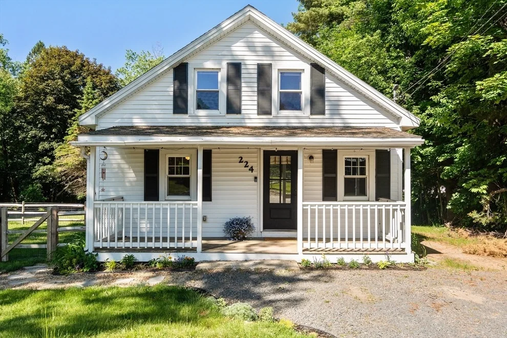 Unit for sale at 224 Turkey Hill Rd, Rutland, MA 01543