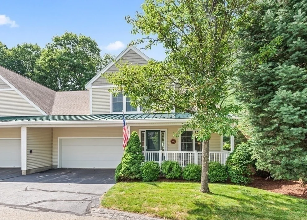 Unit for sale at 148 Fireside Ln, Holden, MA 01520