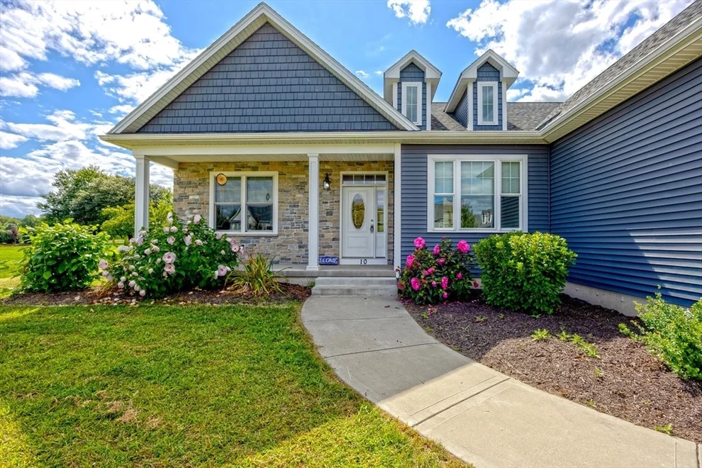 Unit for sale at 10 Sawgrass Lane, Southwick, MA 01077