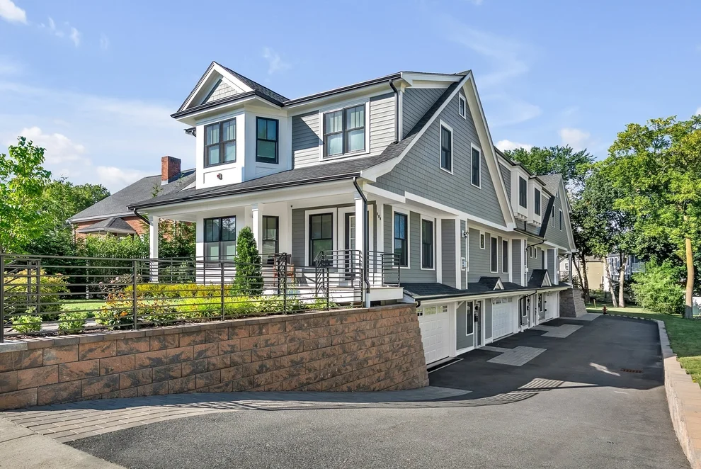 Unit for sale at 264 Pearl St., Newton, MA 02458