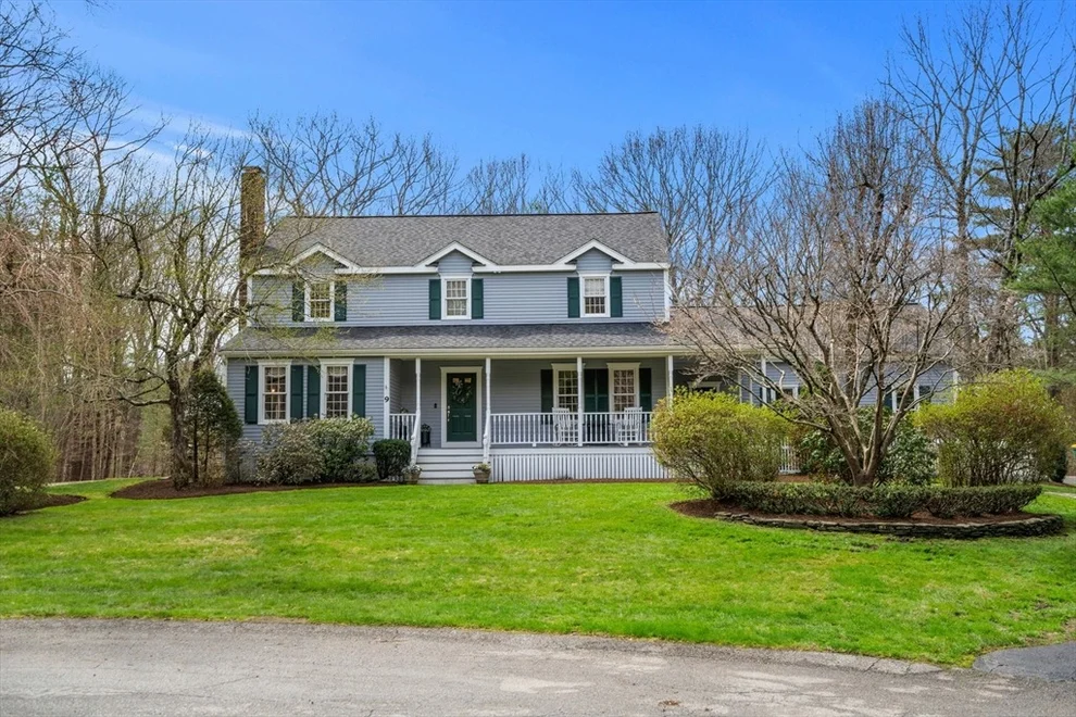 Unit for sale at 9 Erin Pl, Easton, MA 02375