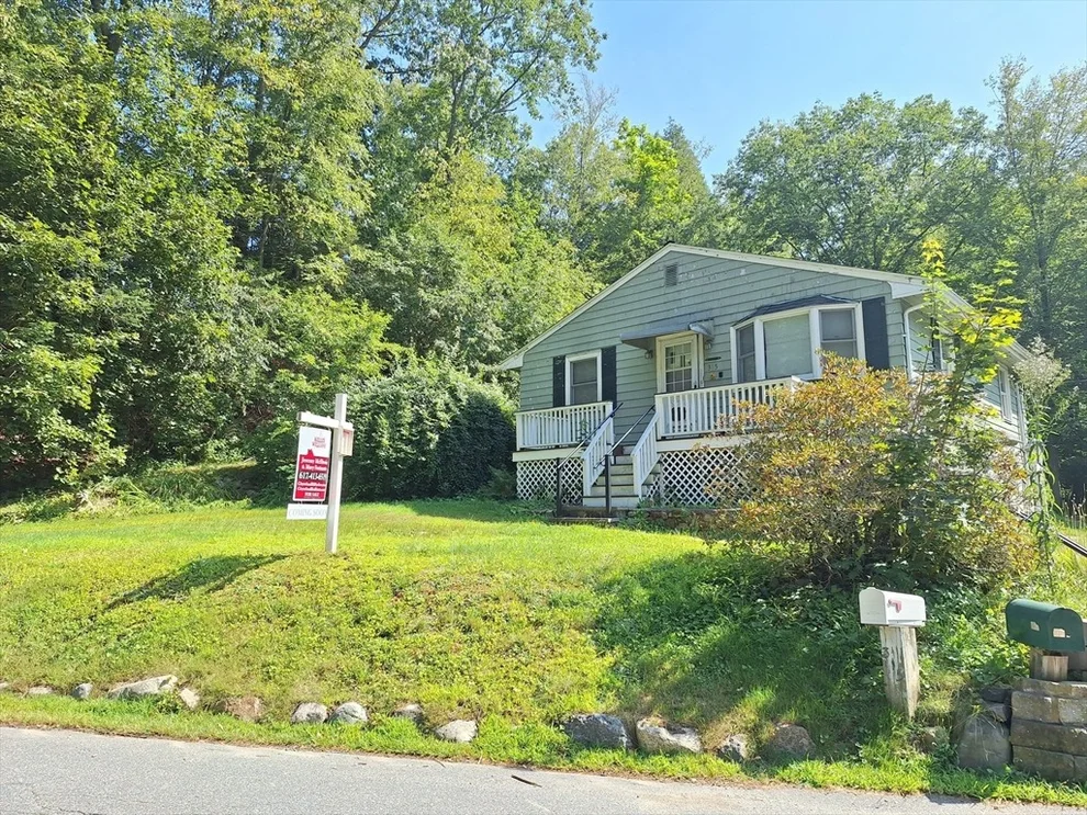Unit for sale at 315 Lake Dr, Hamilton, MA 01982