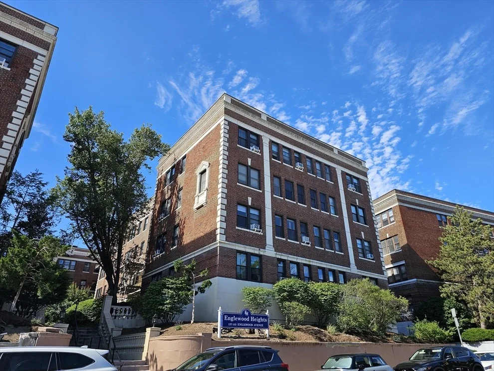 Unit for sale at 137 Englewood Ave, Boston, MA 02135