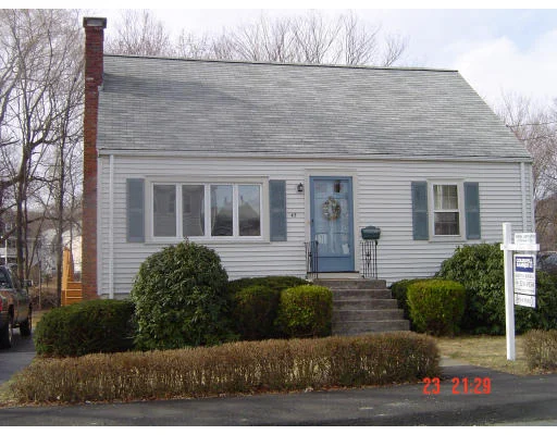 Unit for sale at 43 Saint Paul Ave, Norwood, MA 02062