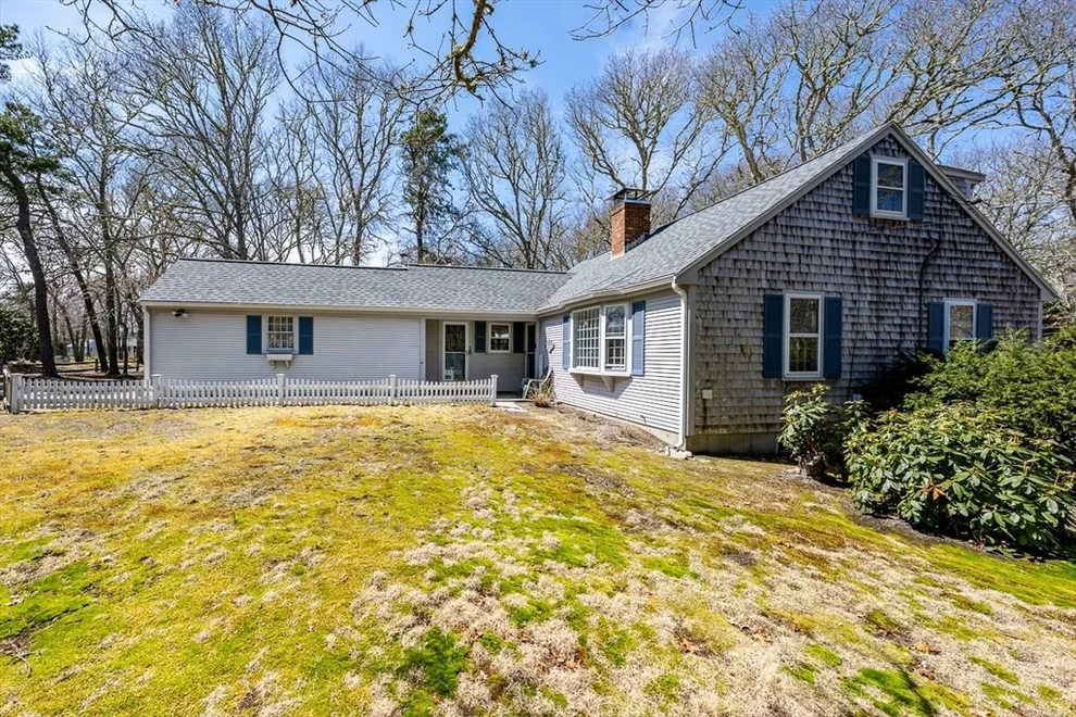 Unit for sale at 4 Maura Rd, Yarmouth, MA 02673