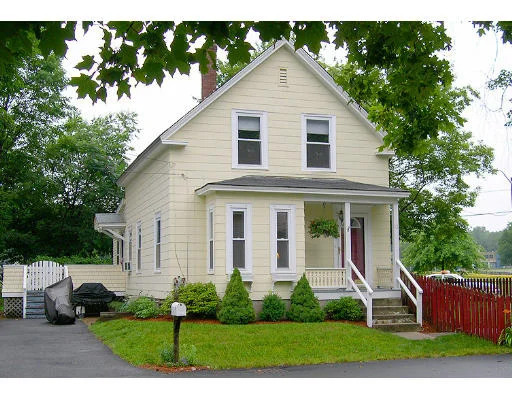 Unit for sale at 12 Franklin St, Pepperell, MA 01463