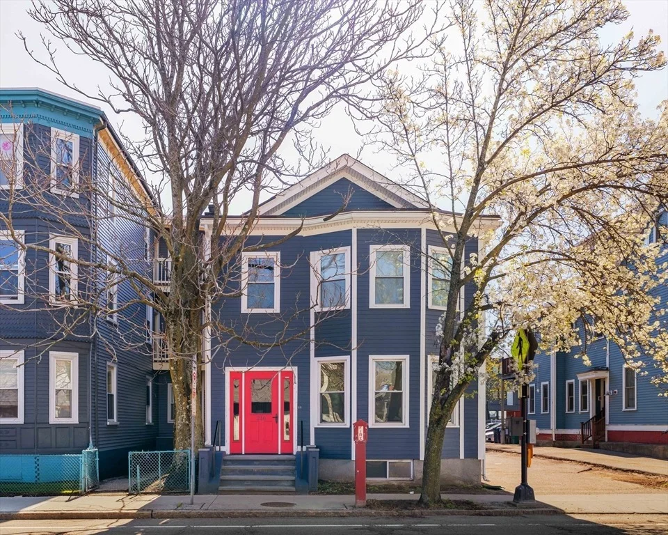 Unit for sale at 216 Prospect Street, Cambridge, MA 02139
