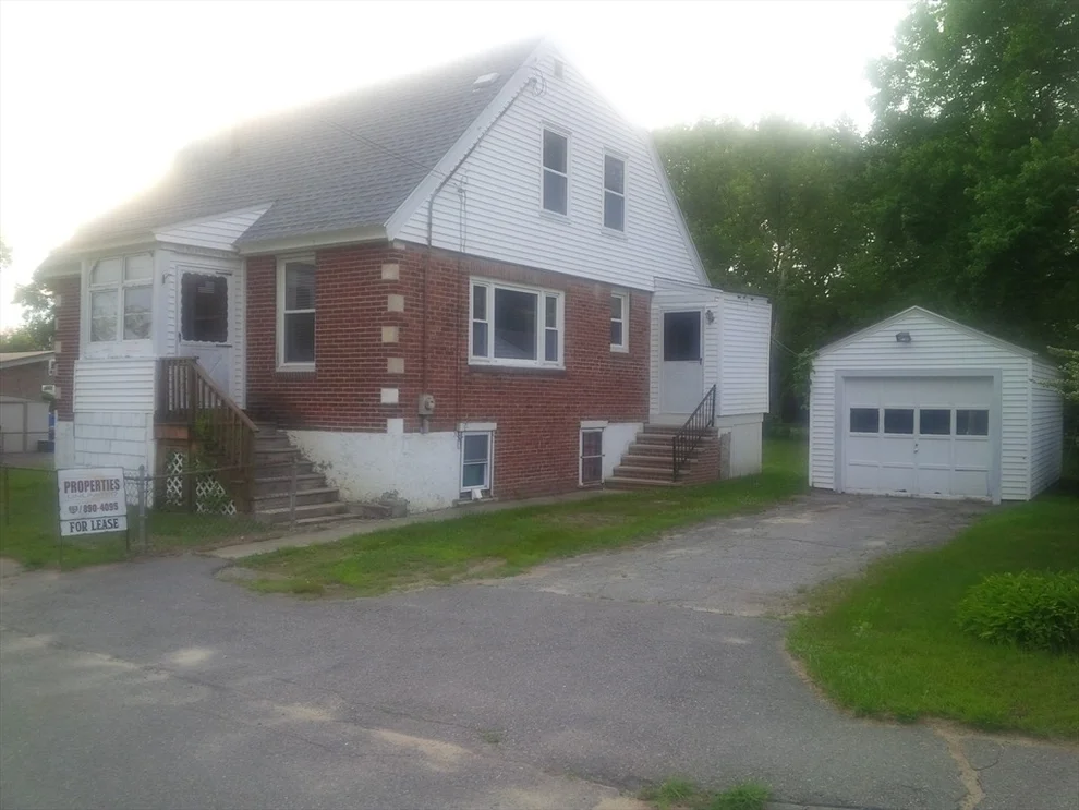 Unit for sale at 33 Kensington Ave, Methuen, MA 01844