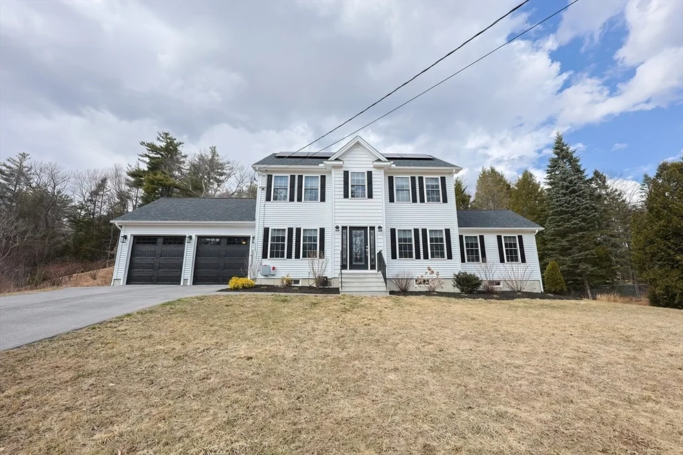 Unit for sale at 117 Central Ave, Fitchburg, MA 01420