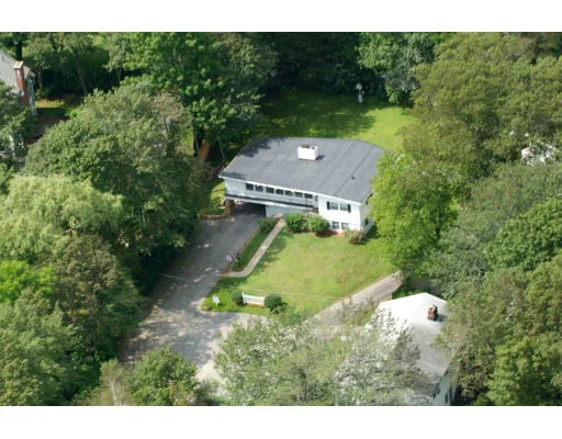 Unit for sale at 1 Filias Circle, Manchester, MA 01944