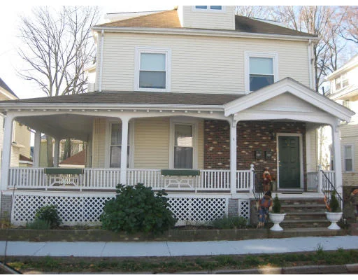 Unit for sale at 17 King St,, Lynn, MA 01902