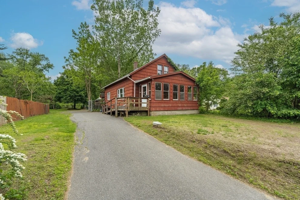 Unit for sale at 164 Leonard St, Agawam, MA 01001