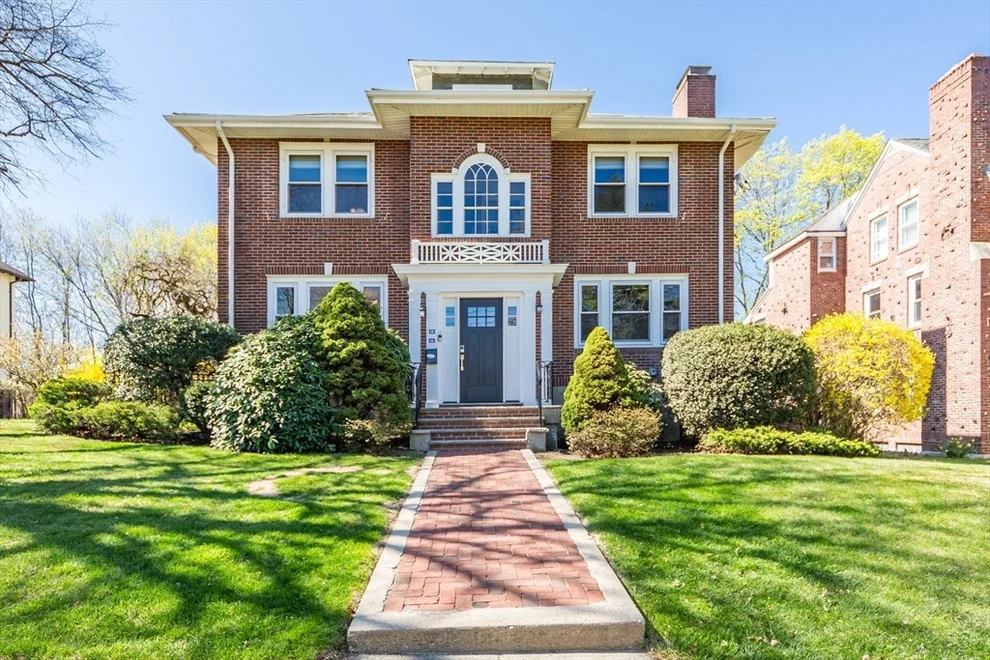 Unit for sale at 56-58 Washington St, Newton, MA 02458