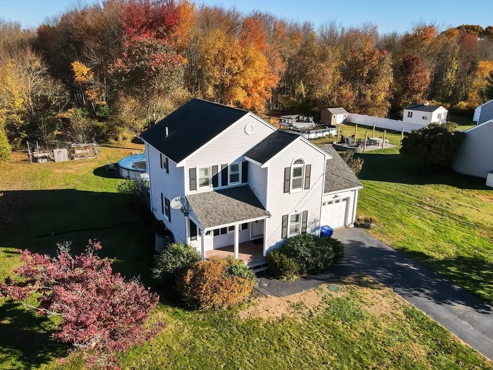 Unit for sale at 20 Black Pond Lane, Taunton, MA 02780