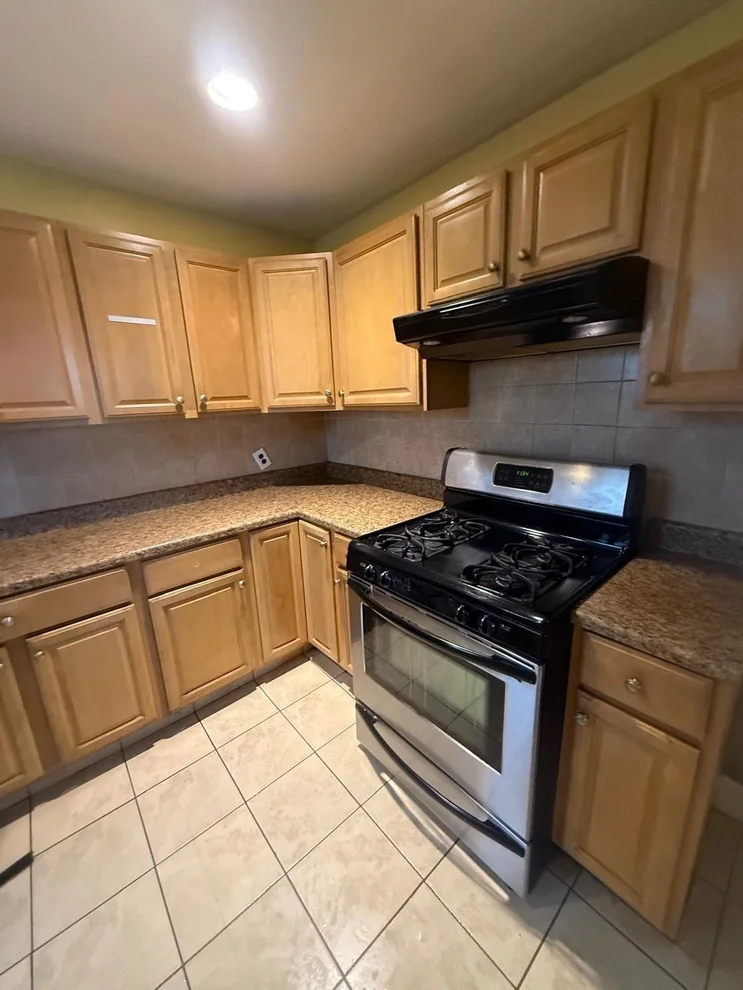 Unit for sale at 1846 R S Main St R, Fall River, MA 02724