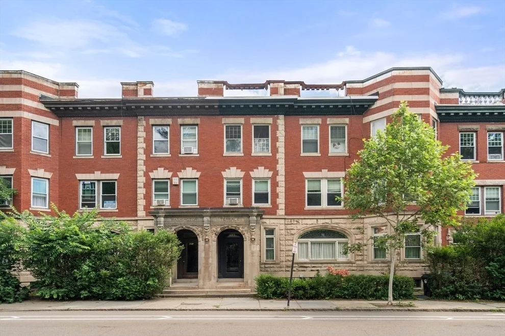 Unit for sale at 483 Washington St, Brookline, MA 02446