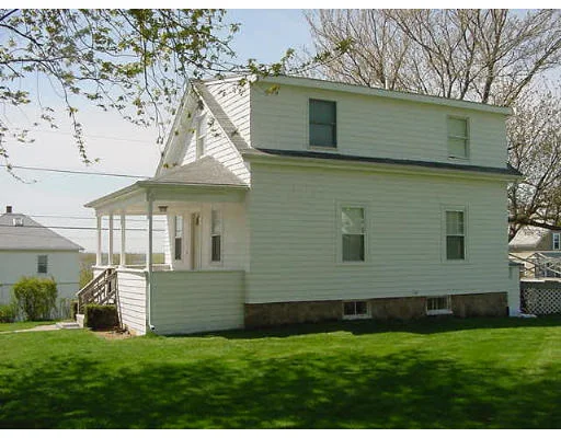 Unit for sale at 180 Hilton Street, Tiverton, RI 02878