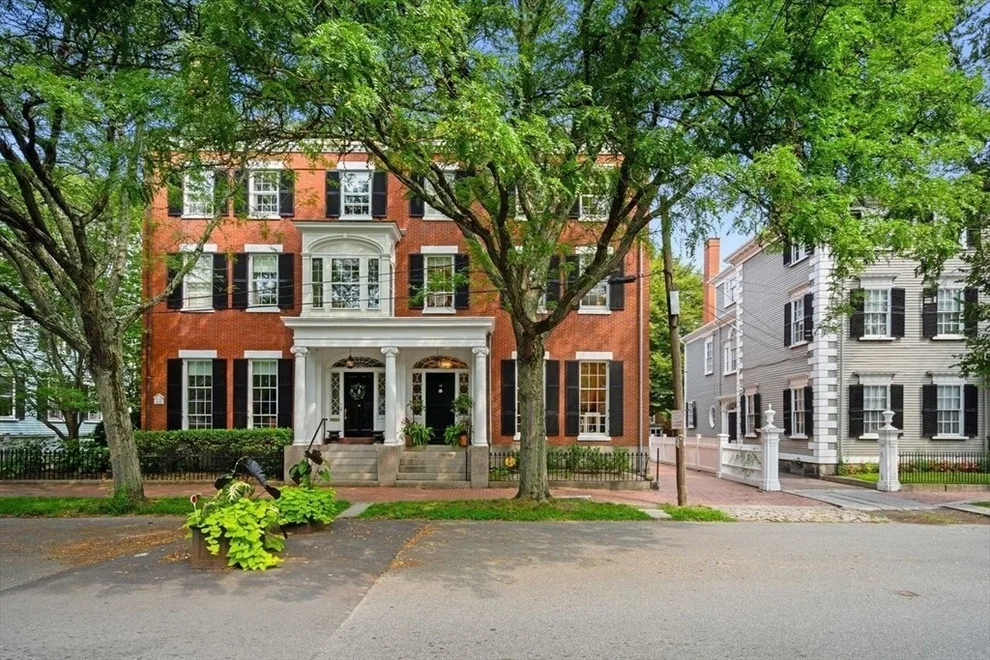 Unit for sale at 38 Chestnut Street, Salem, MA 01970
