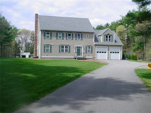 Unit for sale at 2 Mikaylas Way, Walpole, MA 02032