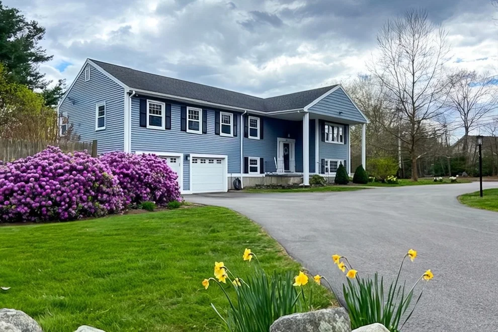 Unit for sale at 148 Holliston Street, Medway, MA 02053