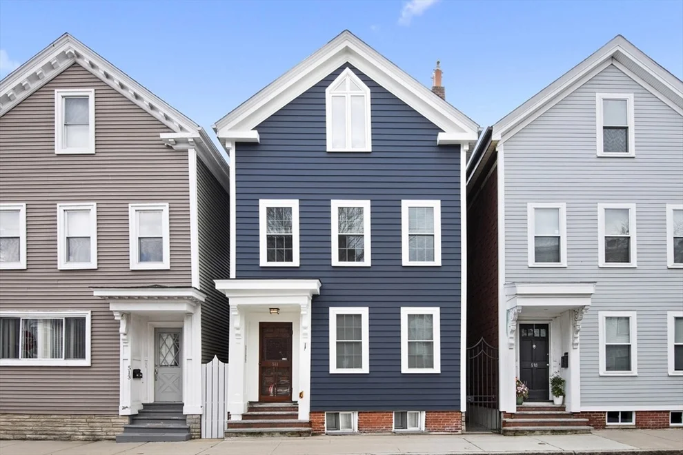 Unit for sale at 511 East 7th, Boston, MA 02127