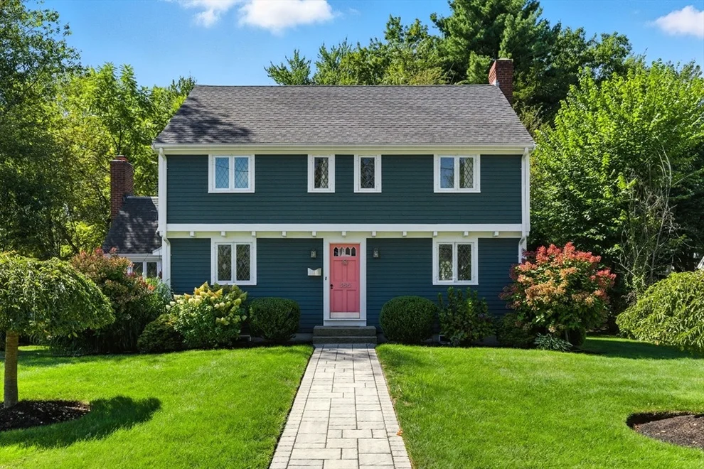 Unit for sale at 355 Greenlodge St, Dedham, MA 02026