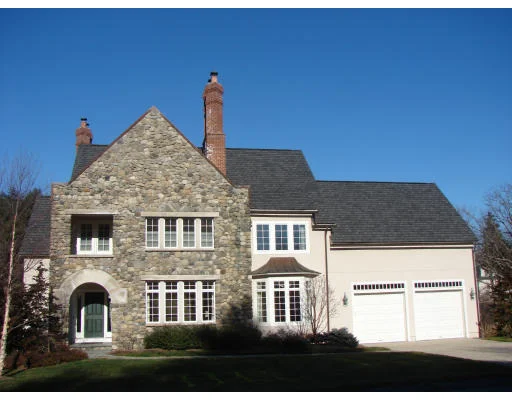 Unit for sale at 7 Southfield Ct, Needham, MA 02492