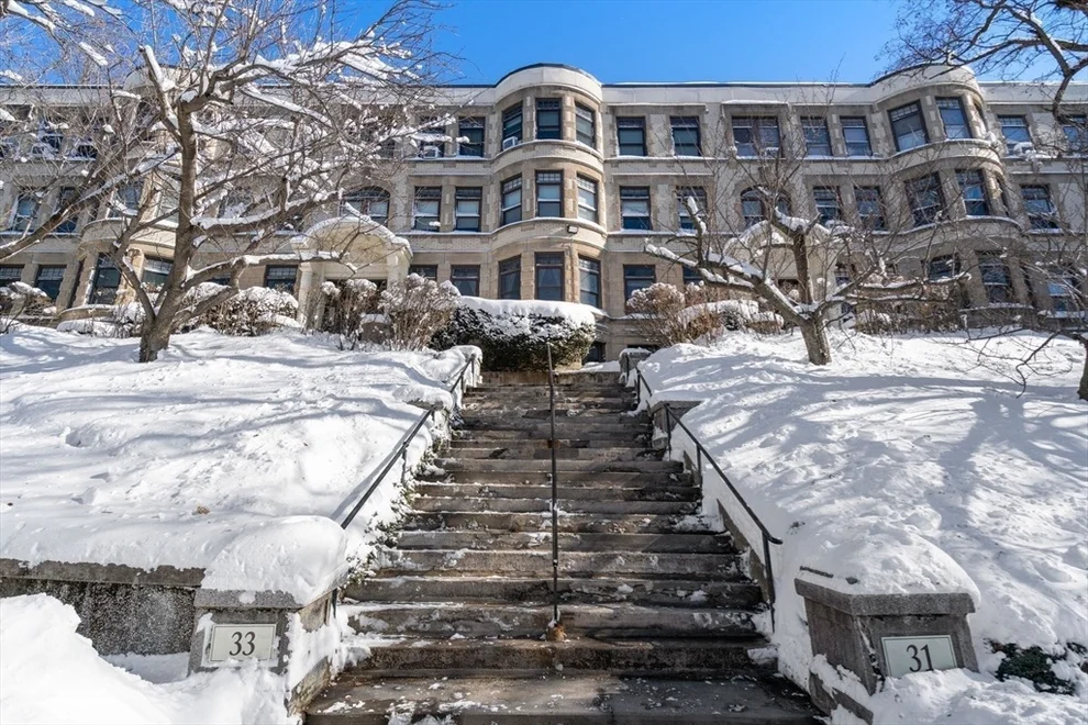 Unit for sale at 33 Westbourne Ter, Brookline, MA 02446