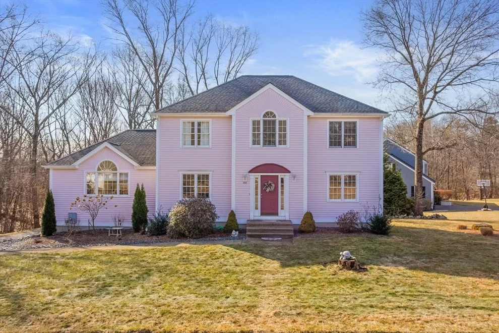 Unit for sale at 100 Omalley Rd, Marlborough, MA 01752