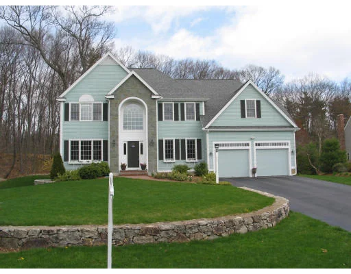 Unit for sale at 7 Prestwick Drive, Hopkinton, MA 01748