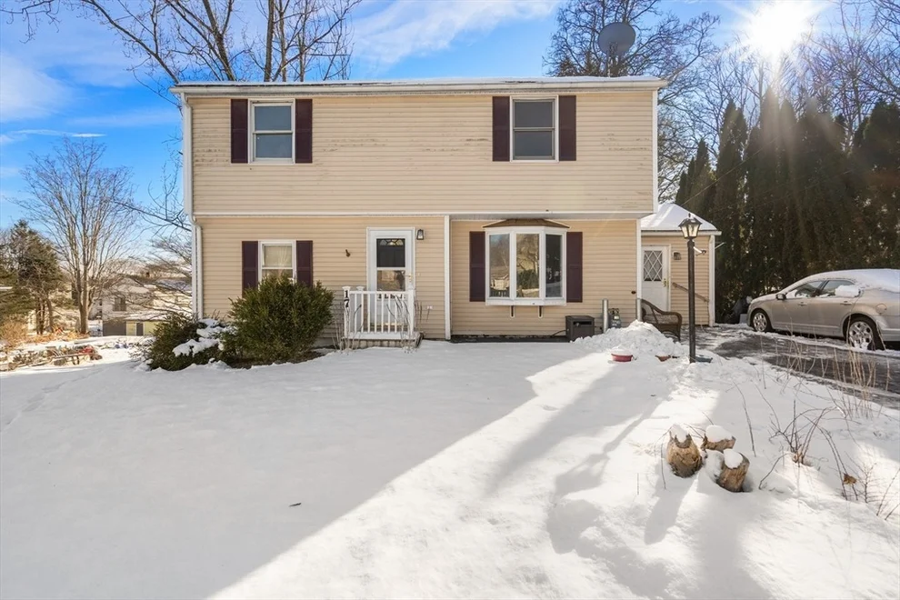 Unit for sale at 17 Lincoln Ave, Millbury, MA 01527