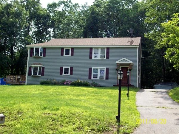 Unit for sale at 424 Oxford St N, Auburn, MA 01501