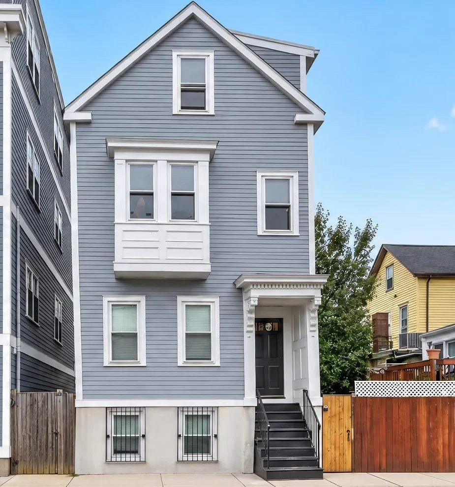 Unit for sale at 139 W 6th St, Boston, MA 02127
