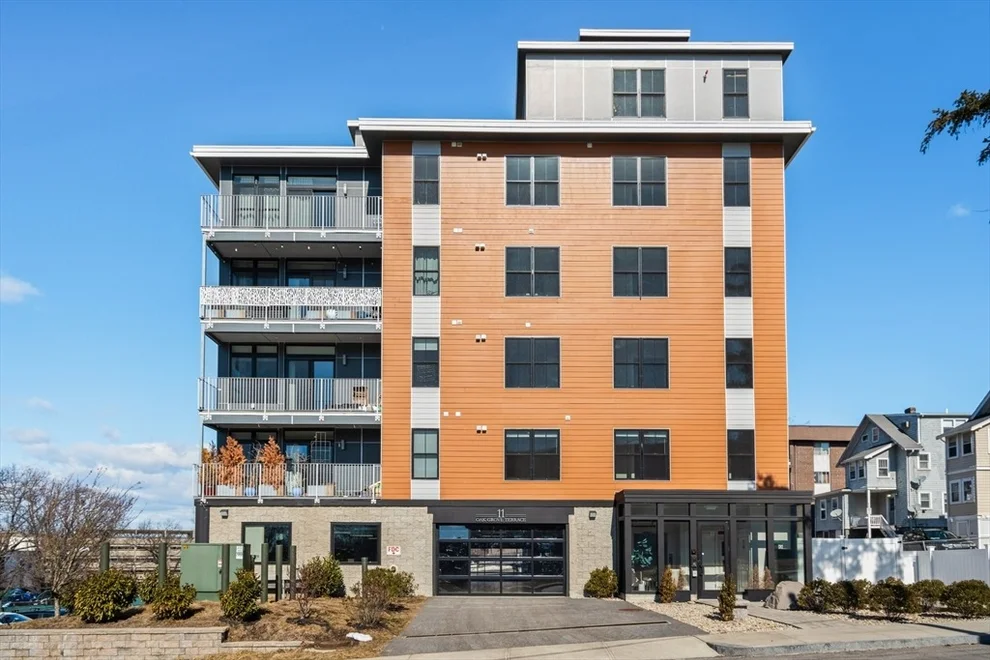 Unit for sale at 11 Oak Grove Ter, Quincy, MA 02169