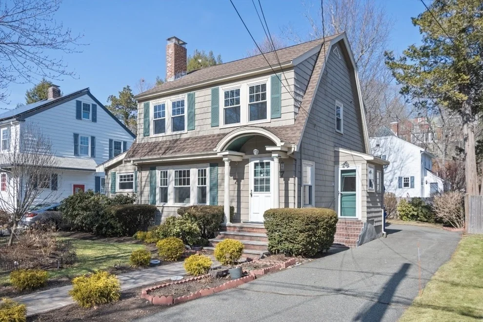 Unit for sale at 17 Walter St, Newton, MA 02459