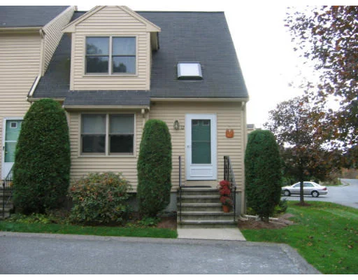 Unit for sale at 12 Pinecrest Village, Hopkinton, MA 01748