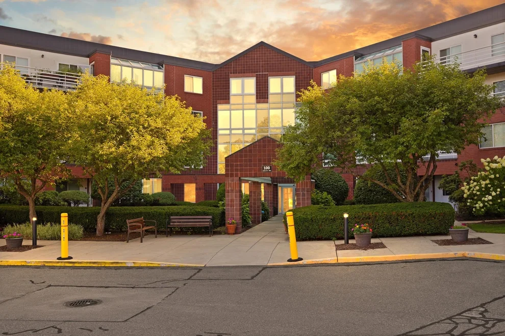 Unit for sale at 345 Place Ln, Woburn, MA 01801