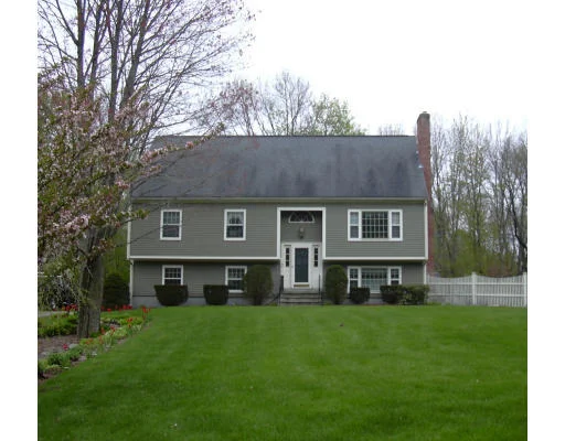 Unit for sale at 2 Ardmore Circle, Medway, MA 02053