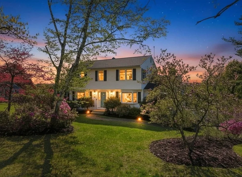 Unit for sale at 64 George Hill Rd, Grafton, MA 01519