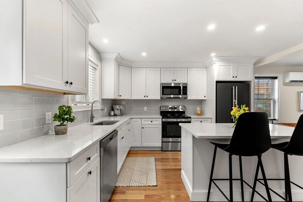 Unit for sale at 22 Pond St, Amesbury, MA 01913