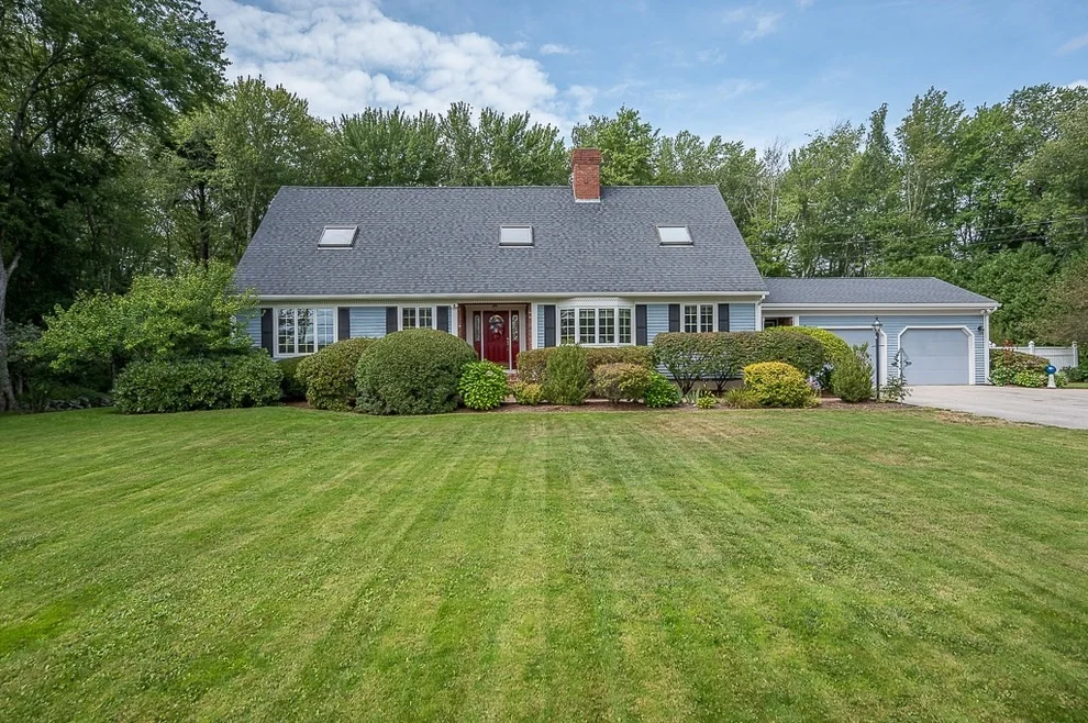 Unit for sale at 400 Boston Road, Sutton, MA 01590