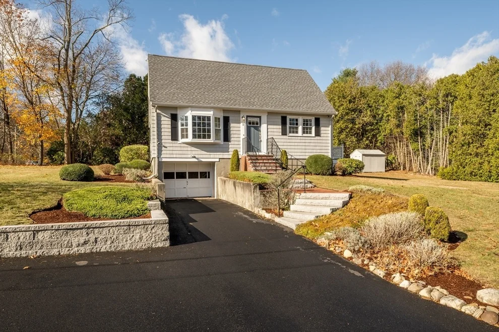 Unit for sale at 1 Roberts Rd, Billerica, MA 01821