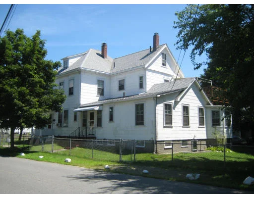 Unit for sale at 82 Pine St, Stoneham, MA 02180
